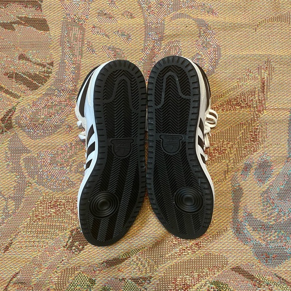 Adidas top ten - Picture 4 of 5